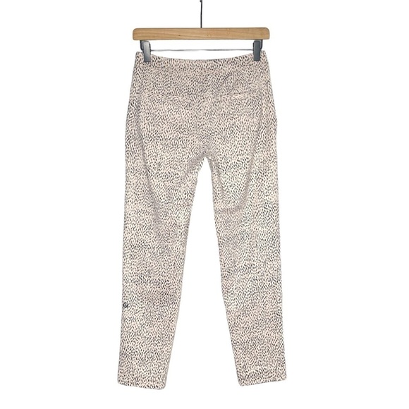 Lululemon Joggers Womens 4 Mid Rise Jet Crop Luon Slim Pull On Pants Drawstring - Picture 5 of 8